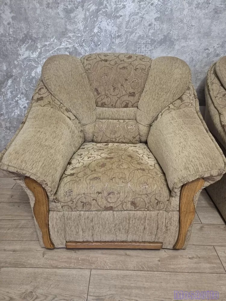 Продам 2 кресла